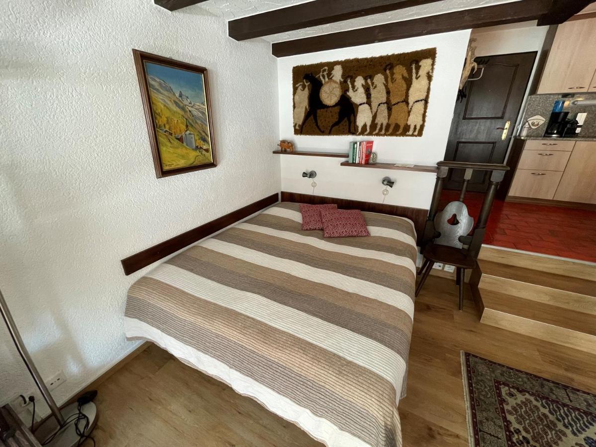 Haus Oasis Apartamento Zermatt Exterior foto