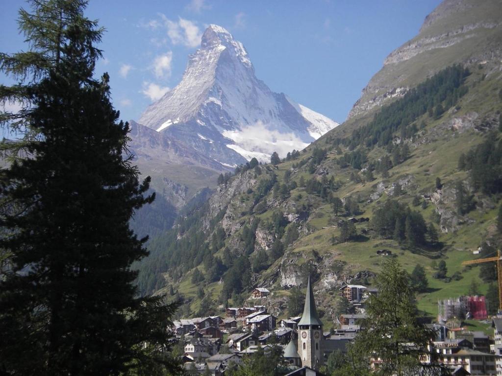 Haus Oasis Apartamento Zermatt Quarto foto