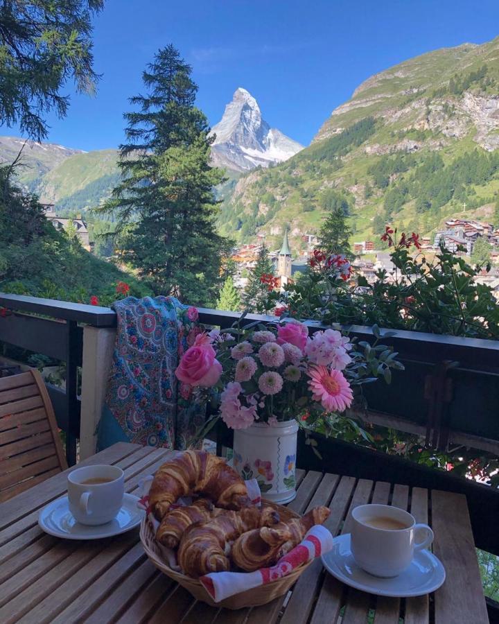 Haus Oasis Apartamento Zermatt Exterior foto